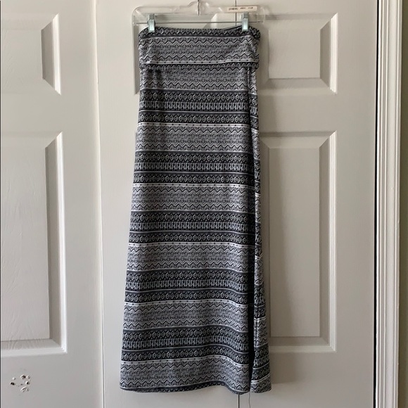 Lily Rose Dresses & Skirts - Maxi skirt